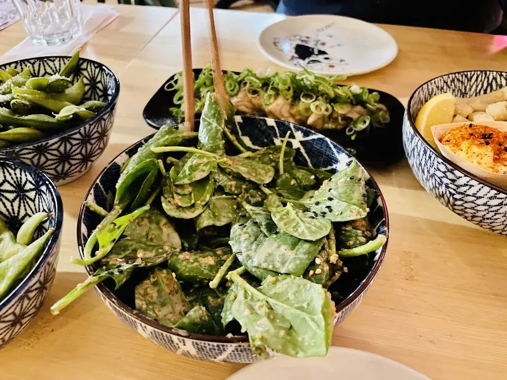 AliMiDi_De Japanner Strandeiland_Amsterdam_review