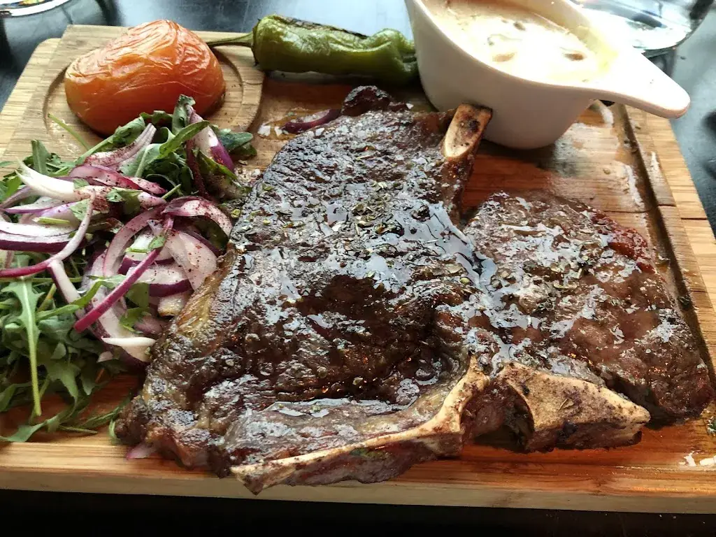 Bilal Tayyab_The Marina Club - Amsterdam_Amsterdam_review