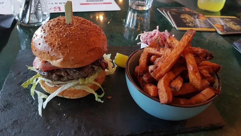 Eli Abramovitch_Barstow_Amsterdam_avis