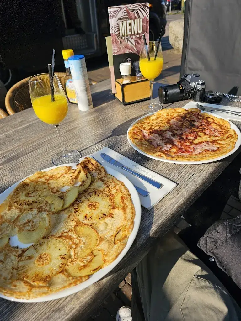 Dániel Boateng_Het Pannenkoekenhuys_Berg_recensione