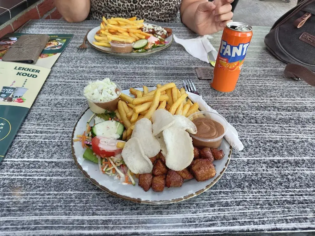 Plaza de Kolk_Bakkeveen_slider_image_2