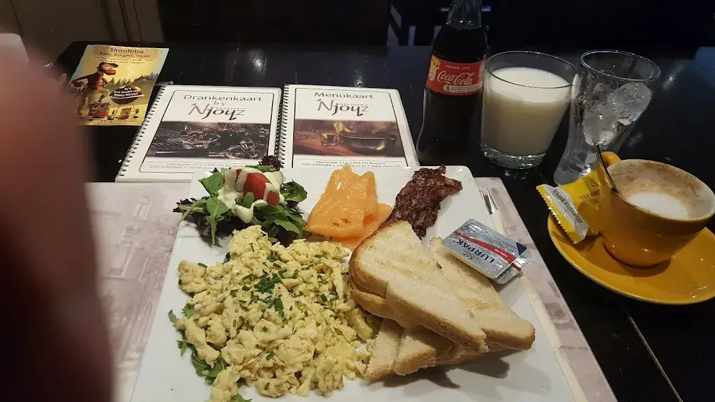 Colllin Wilhelmus_Lunchroom en catering Brasserie 'Njoyz_Bussum_review