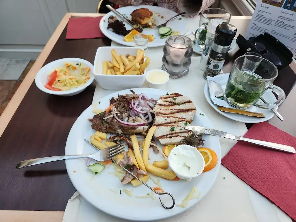 Grieks Specialiteitenrestaurant Delphi_Heerhugowaard_slider_image_2