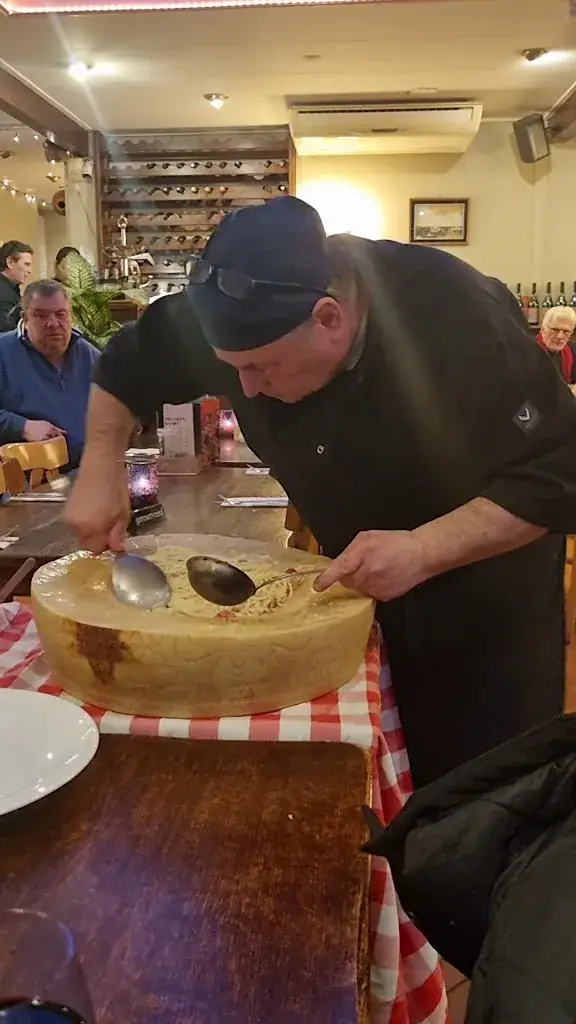 Ristorante Pizzeria La Brocca_Heerhugowaard_slider_image_2