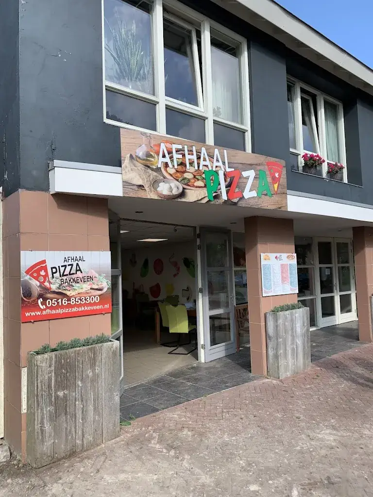 Charlotte Breevaart_Afhaal Pizza Bakkeveen_Bakkeveen_avis