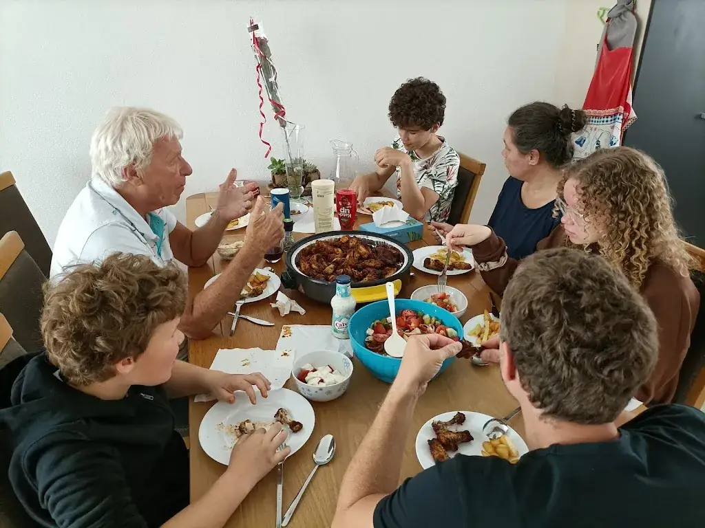 Vera Huibers_Kippie Heerhugowaard_Heerhugowaard_review