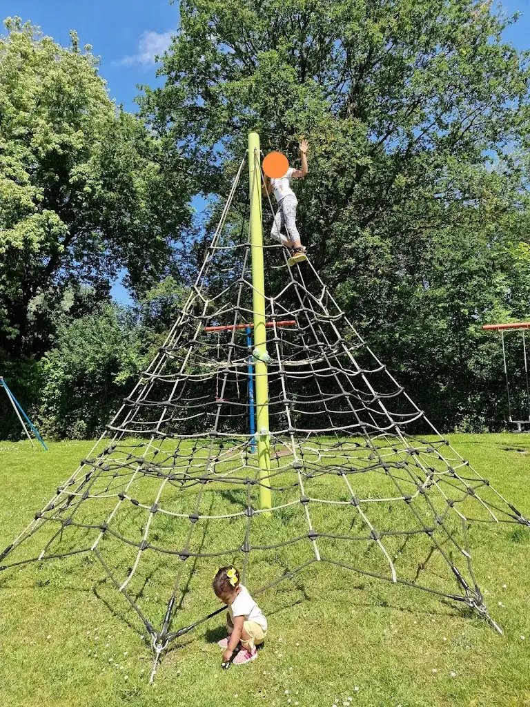 Jennifer Marrero Rivas_De Bolle Buik_Heerhugowaard_review