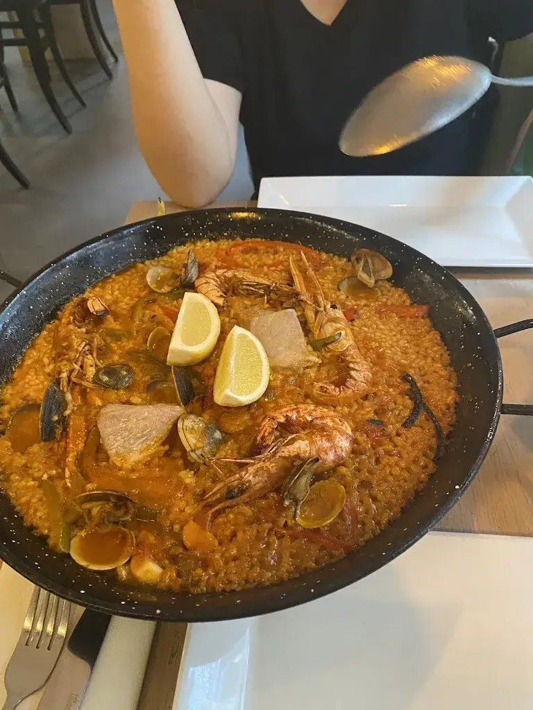 Jessica_La Oliva_Amsterdam_review