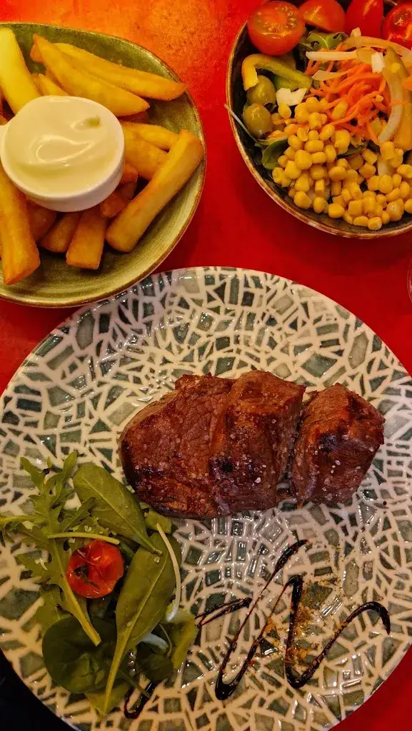 JP_Luna_Amsterdam_review