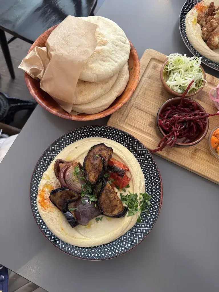 Oksana_d&a hummus bistro_Amsterdam_Bewertung