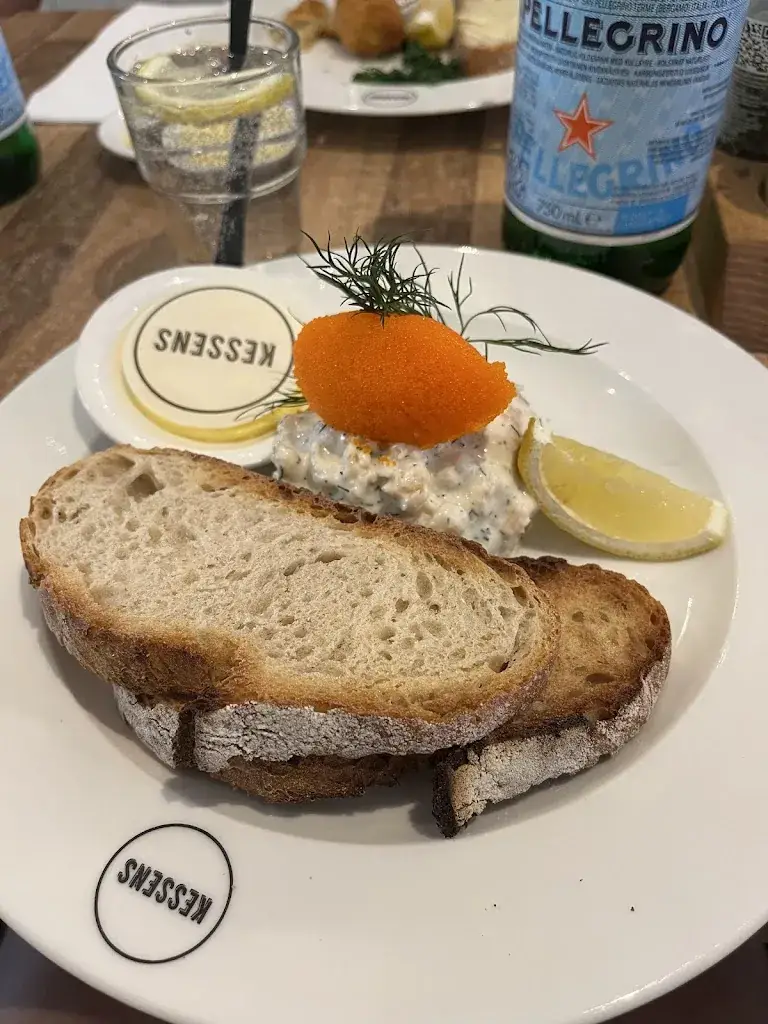 Brett Fidler_Kessens_Amsterdam_review