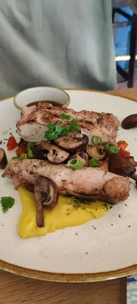 Ilve Schoeters_the Lantern_Limmen_recensione