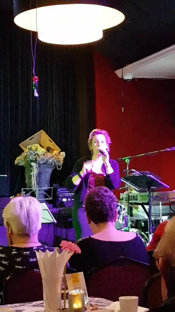 Café De Paus_Lutjebroek_slider_image_2