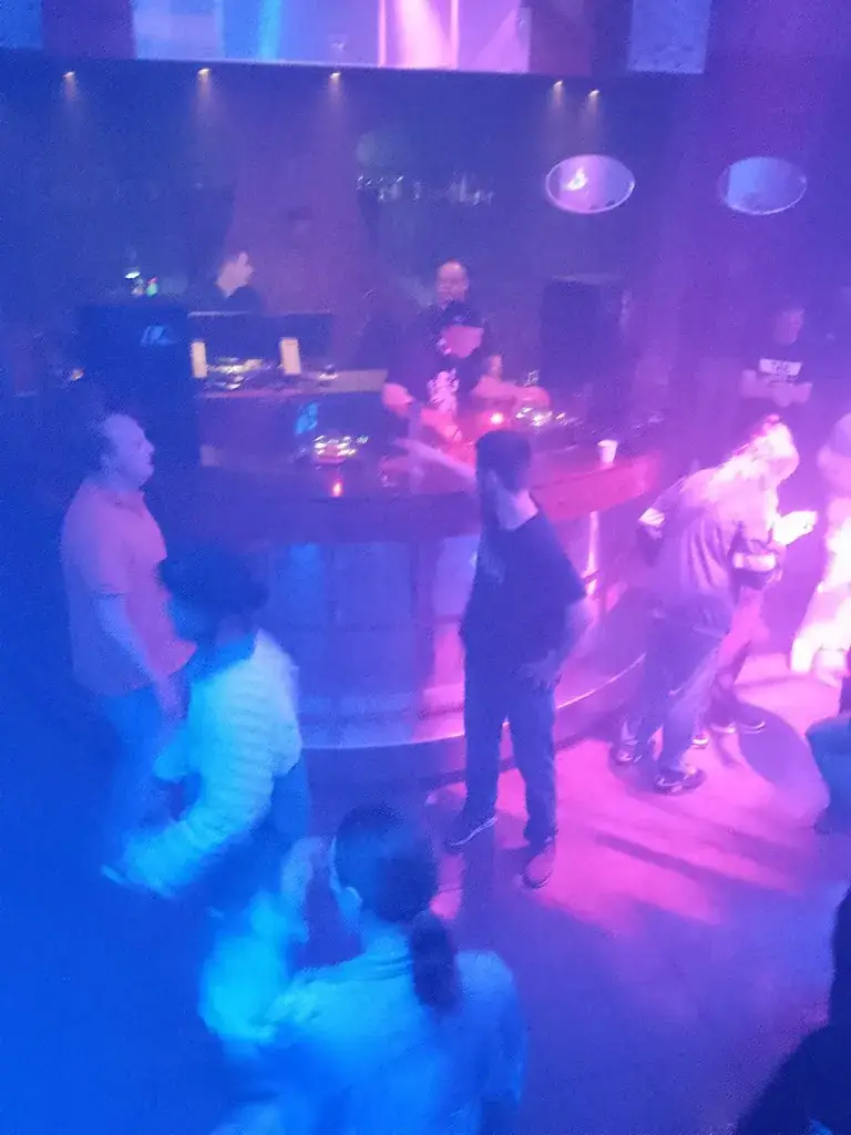 Discotheek Sans Souci restaurante en Berlikum