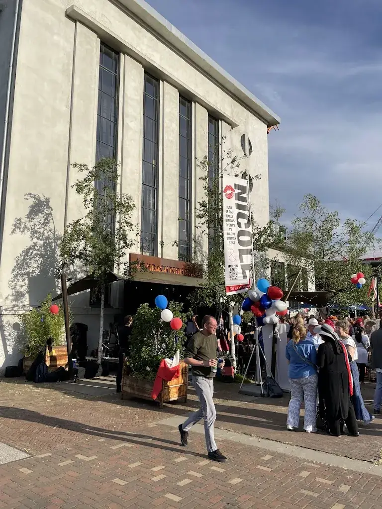 Andreas VanderSchaaf_Café Restaurant De Krachtcentrale_Huizen_reseña