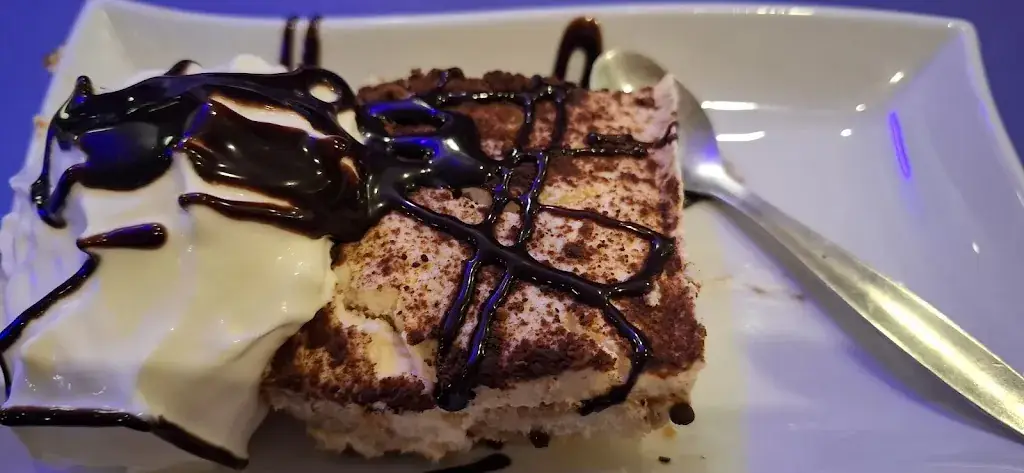 Menü_The Marina_Huizen_Bild_5