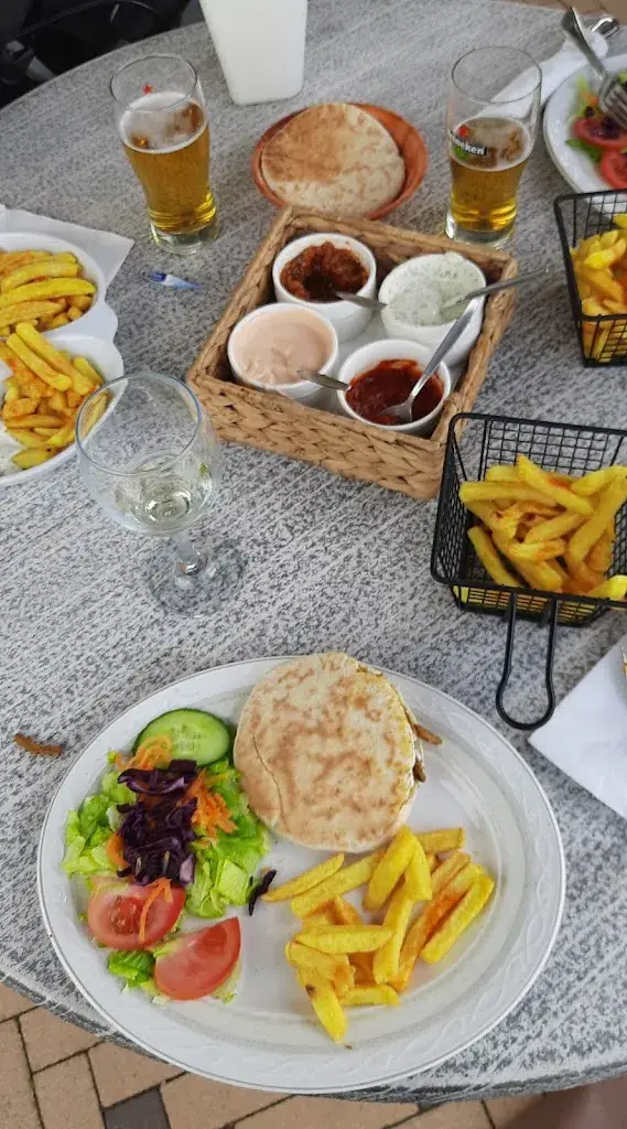 Menu_Restaurant Grillroom Mazzel Huizen_Huizen_image_3