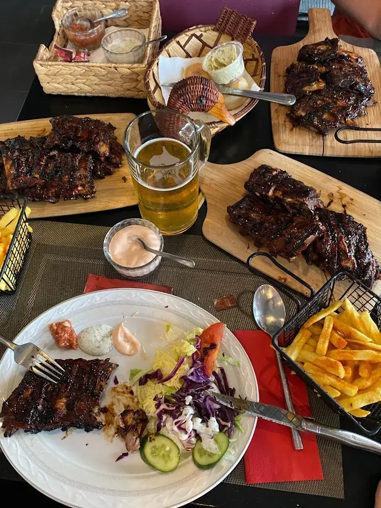 Serge Zenner_Restaurant Grillroom Mazzel Huizen_Huizen_review