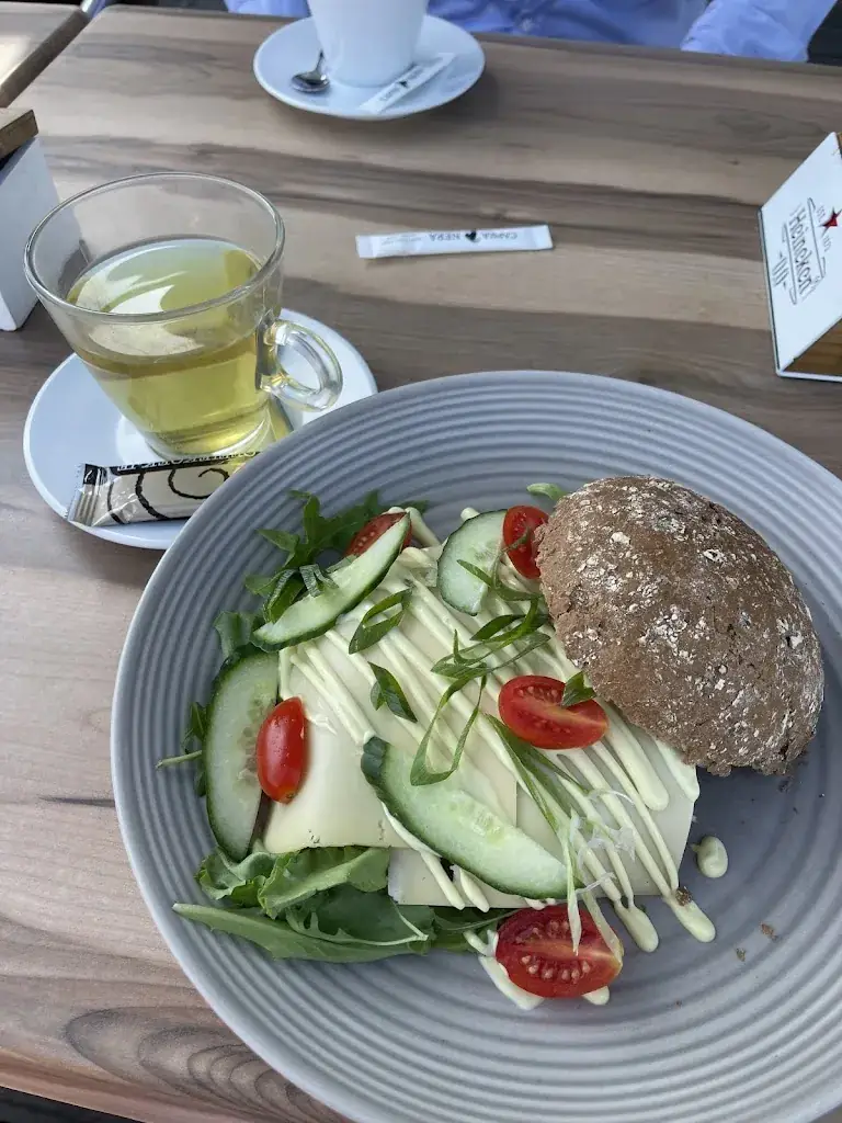 Patrycja Aalbers_BOOT eten & drinken_Huizen_recensione