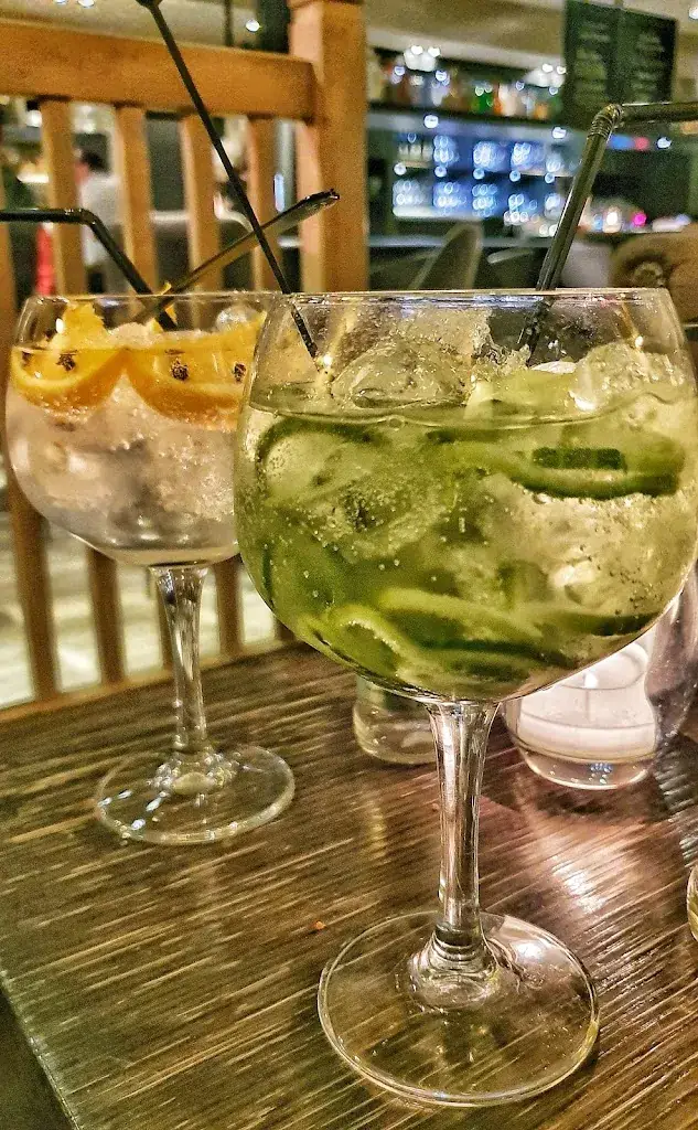 Menu_RIVA Wijnlounge_Huizen_image_2