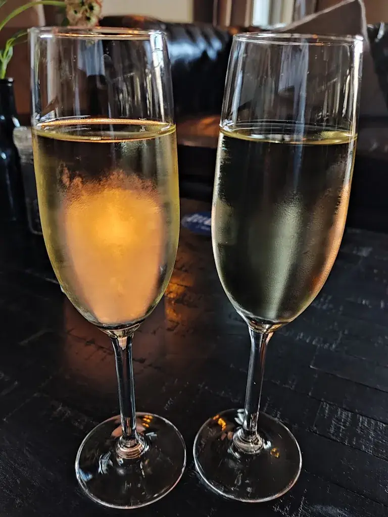 Menu_RIVA Wijnlounge_Huizen_image_9