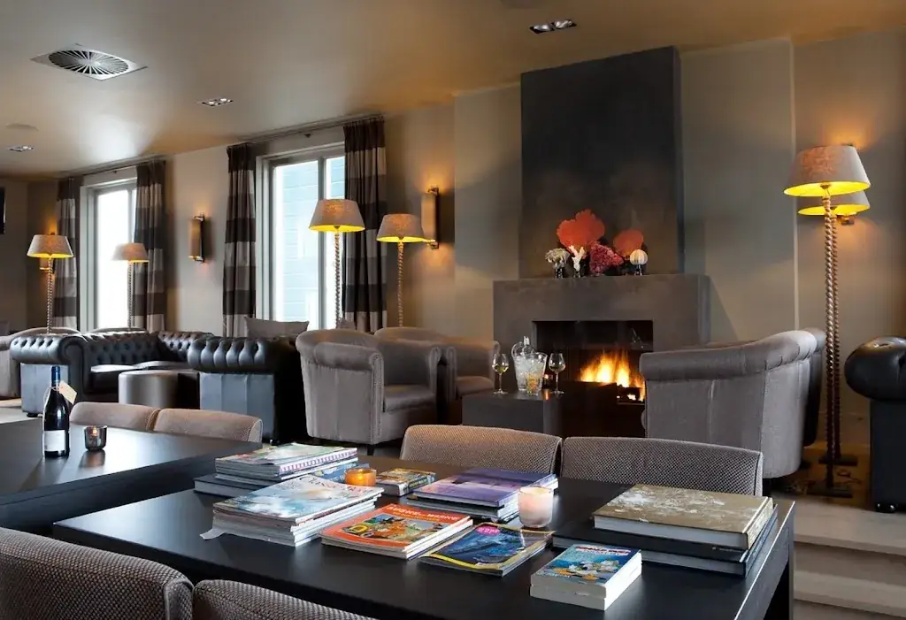 RIVA Wijnlounge_Huizen_slider_image_1