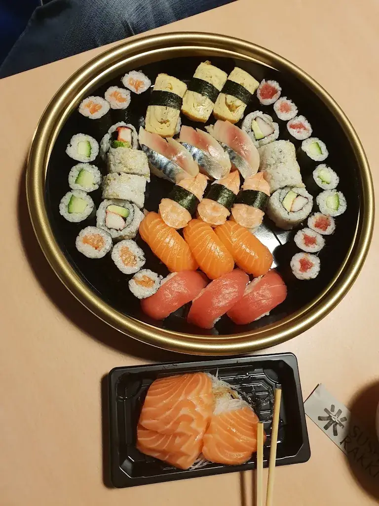 Menu_RAKKI Sushi Bar & Catering - Huizen_Huizen_image_4