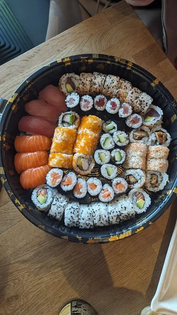 Moran Pesach_RAKKI Sushi Bar & Catering - Huizen_Huizen_review