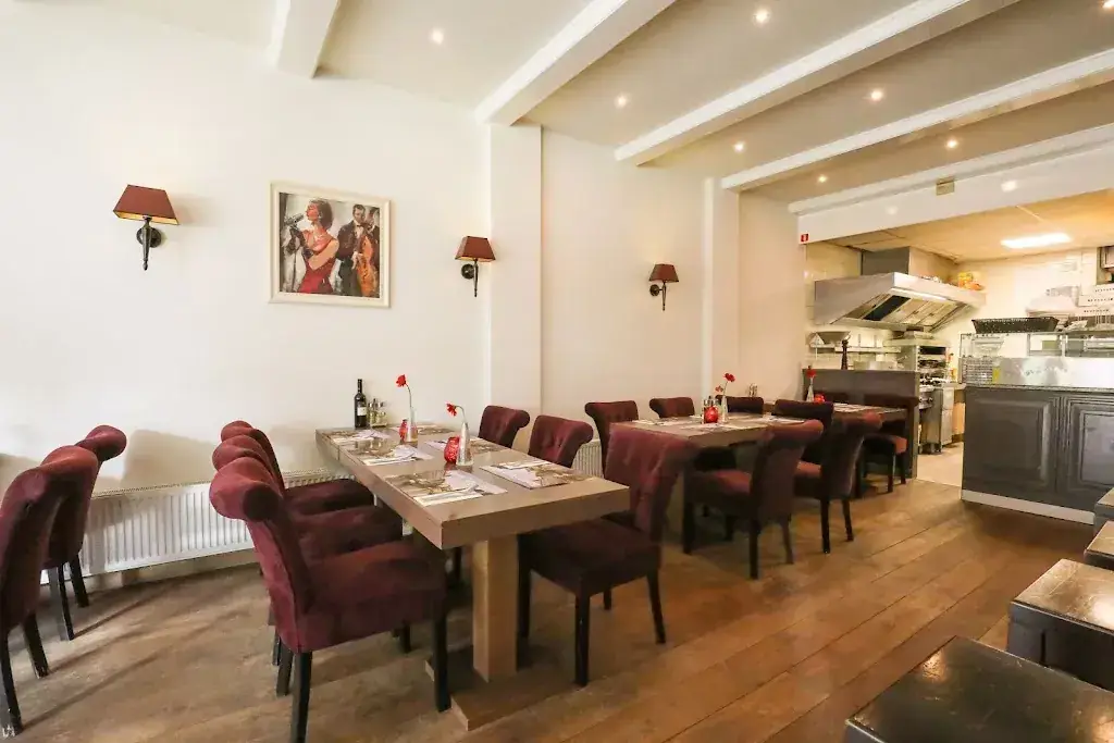 Pizzeria Mama Mia_Huizen_slider_image_3