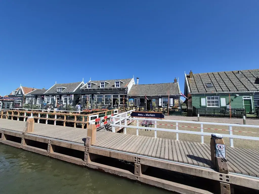 serkan yener_Taverne de Visscher_Marken_review