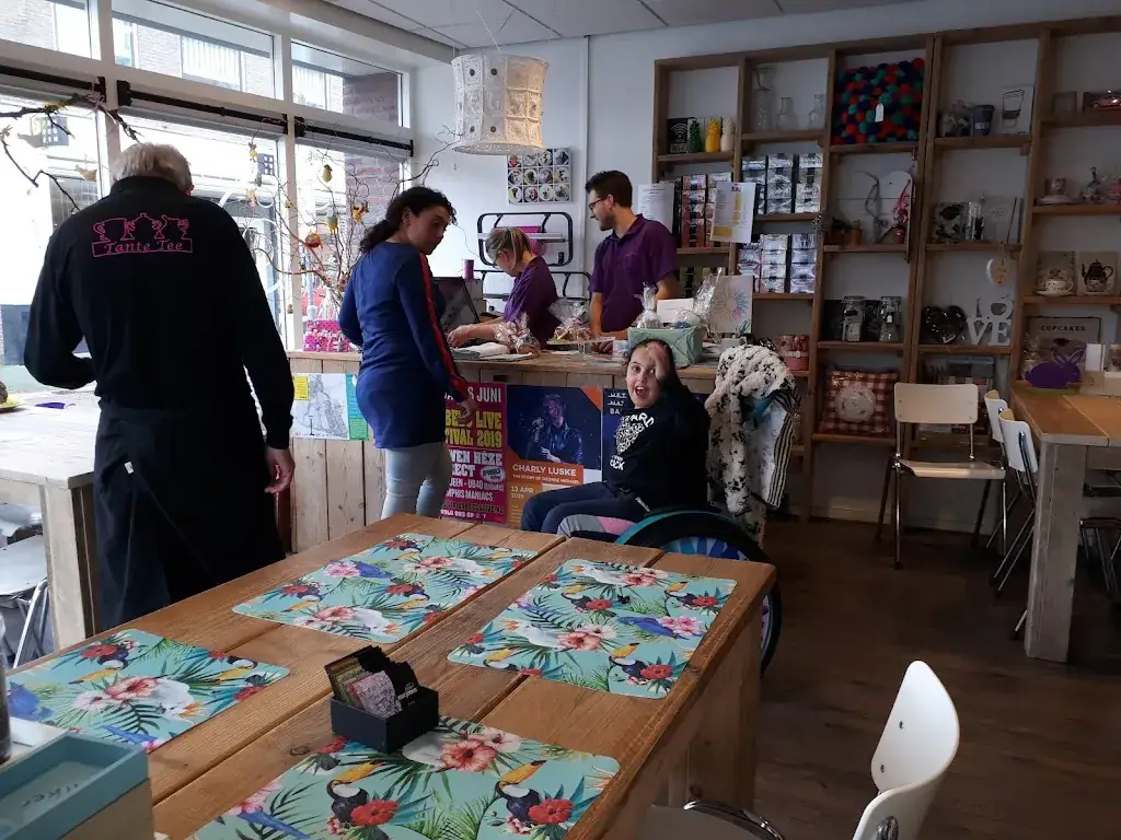 Tante Tee restaurant in Krommenie