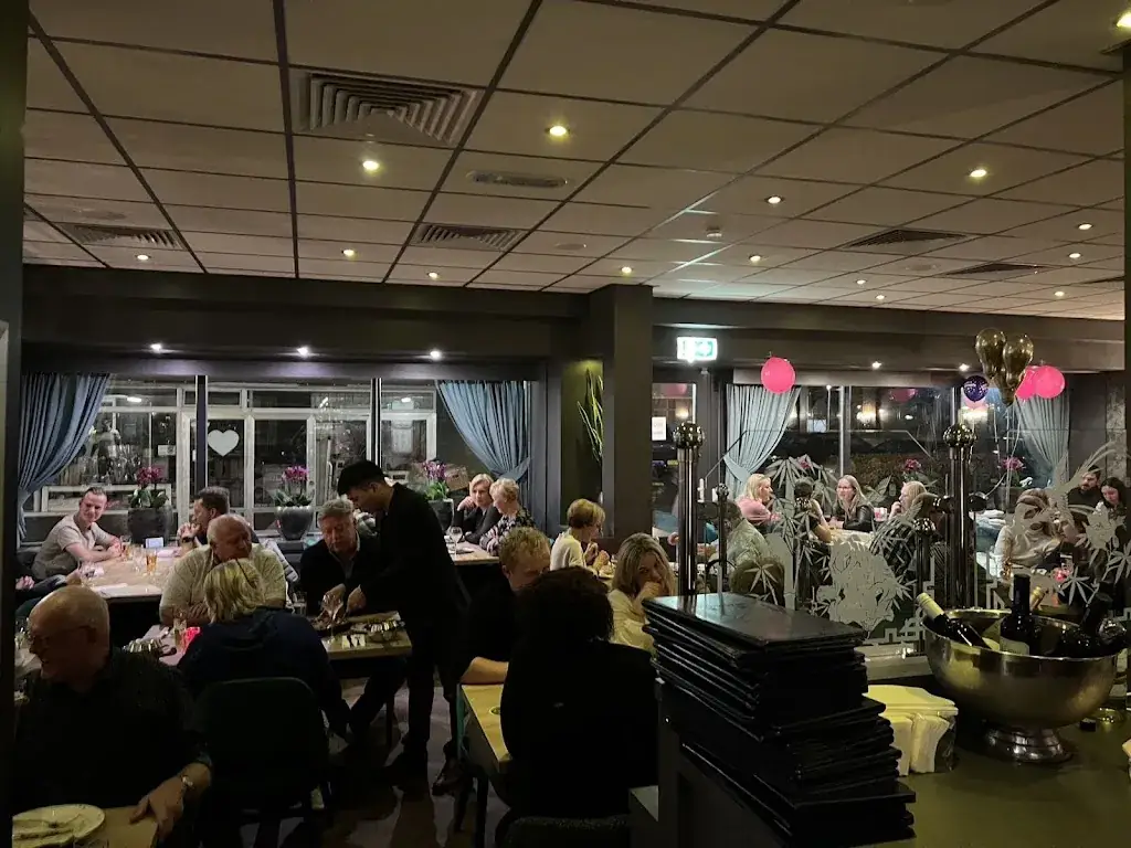 Kang Wah_Krommenie_slider_image_3