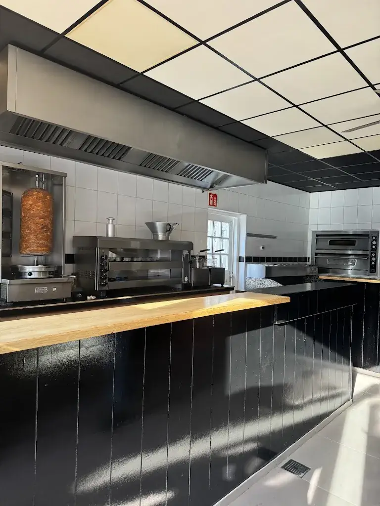 ´t Pizzahûs restaurant in Boornbergum