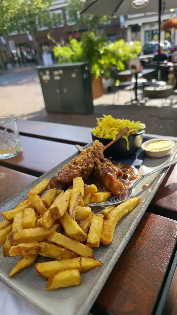 Locals Grand Café_Medemblik_slider_image_3