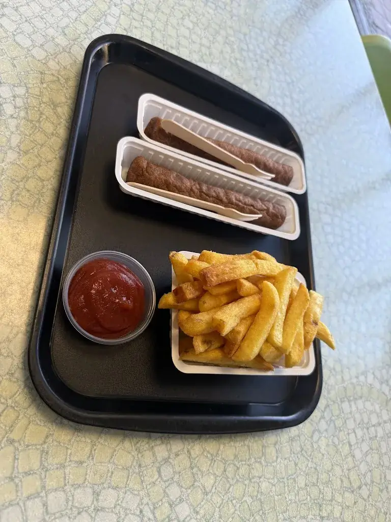 Sven Winger_Cafetaria Pico-Bello!_Middenmeer_review