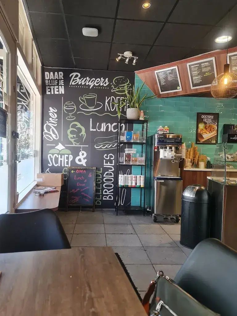 Waddah Hammad_Family Naarden_Naarden_review