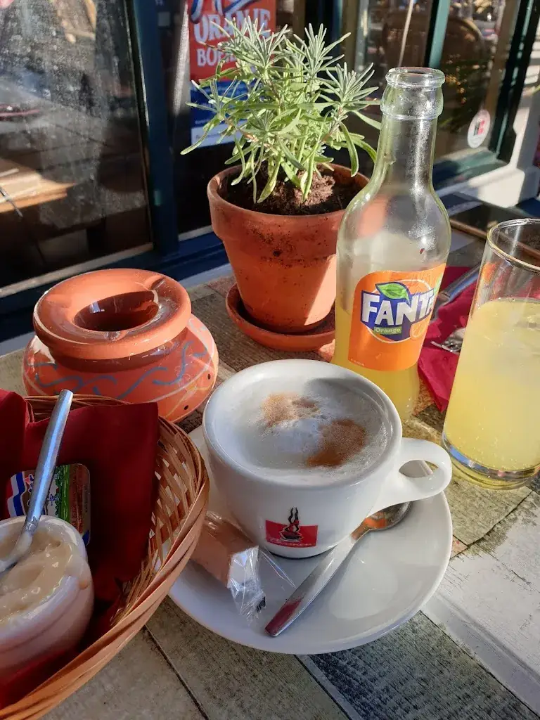 Bar-Bistro 't Bruggetje_Loosdrecht_slider_image_3