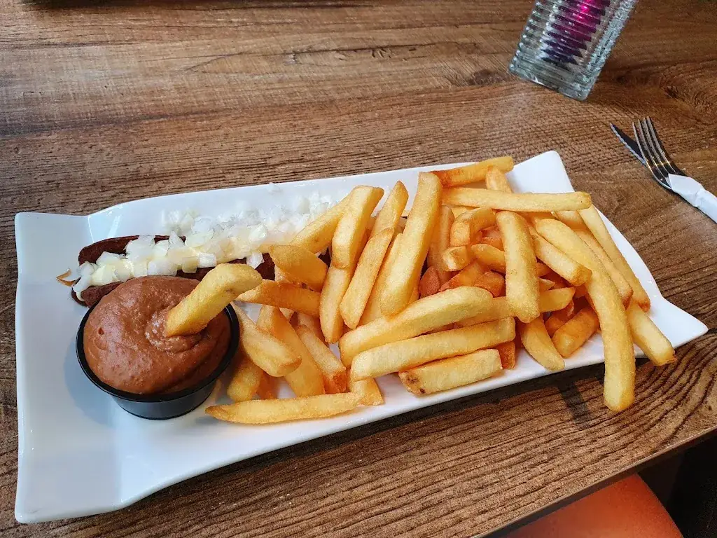 Menu_Restaurant 't Snackbearske_Beetsterzwaag_imagen_9