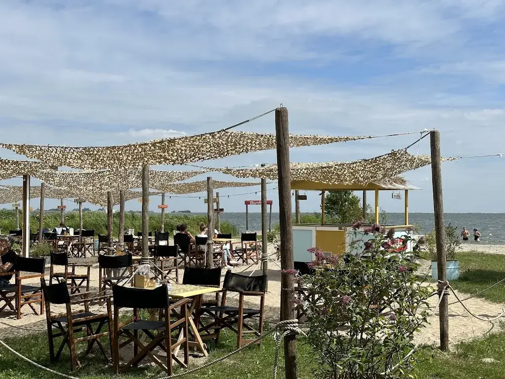 Kudakwashe Zimunya_Strandvier_Monnickendam_recensione