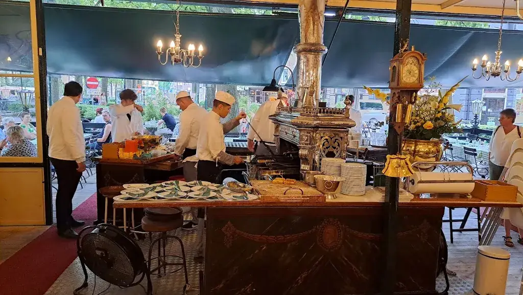 Martin De Bruin_Poffertjeskraam de Haan_Laren_review