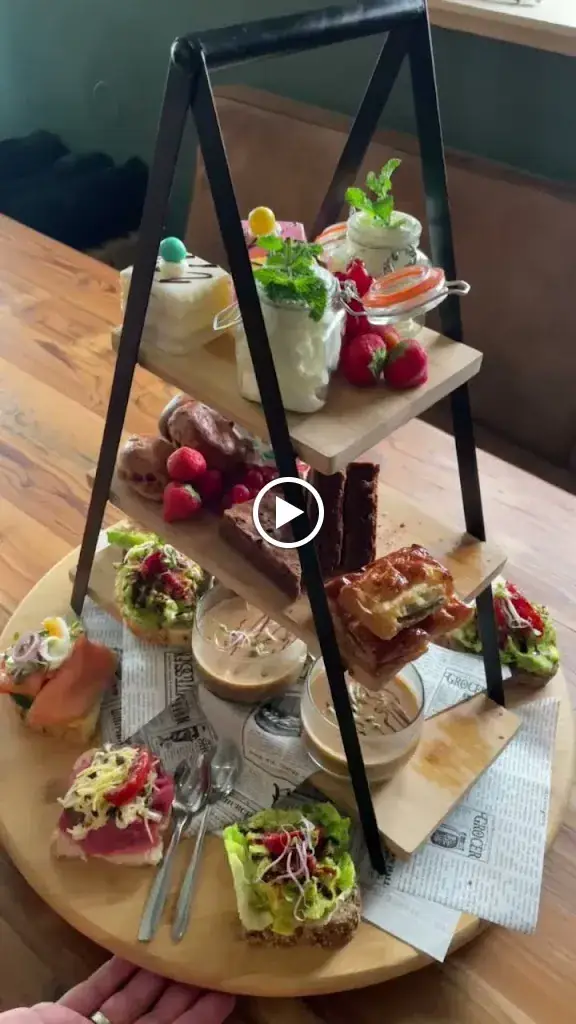 Funky Moose Restaurant_Lisse_slider_image_2