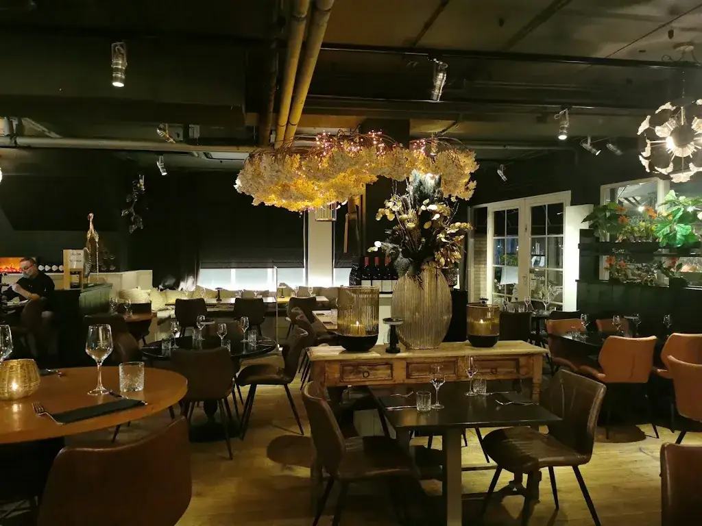 De Heerekamer Lisse restaurant in Lisse