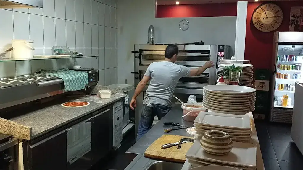 San Marino_Lisse_slider_image_2