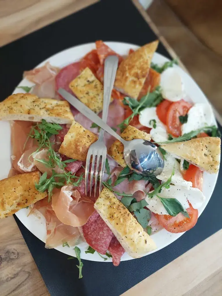 San Marino_Lisse_slider_image_3