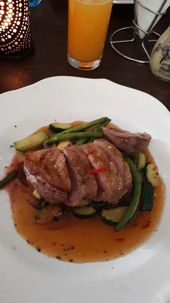 Karolina Majute_Chique en Simpel_Lisse_review