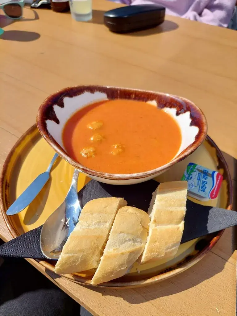 Kirill Kulish_Brasserie Cafetaria Family Lisse_Lisse_review