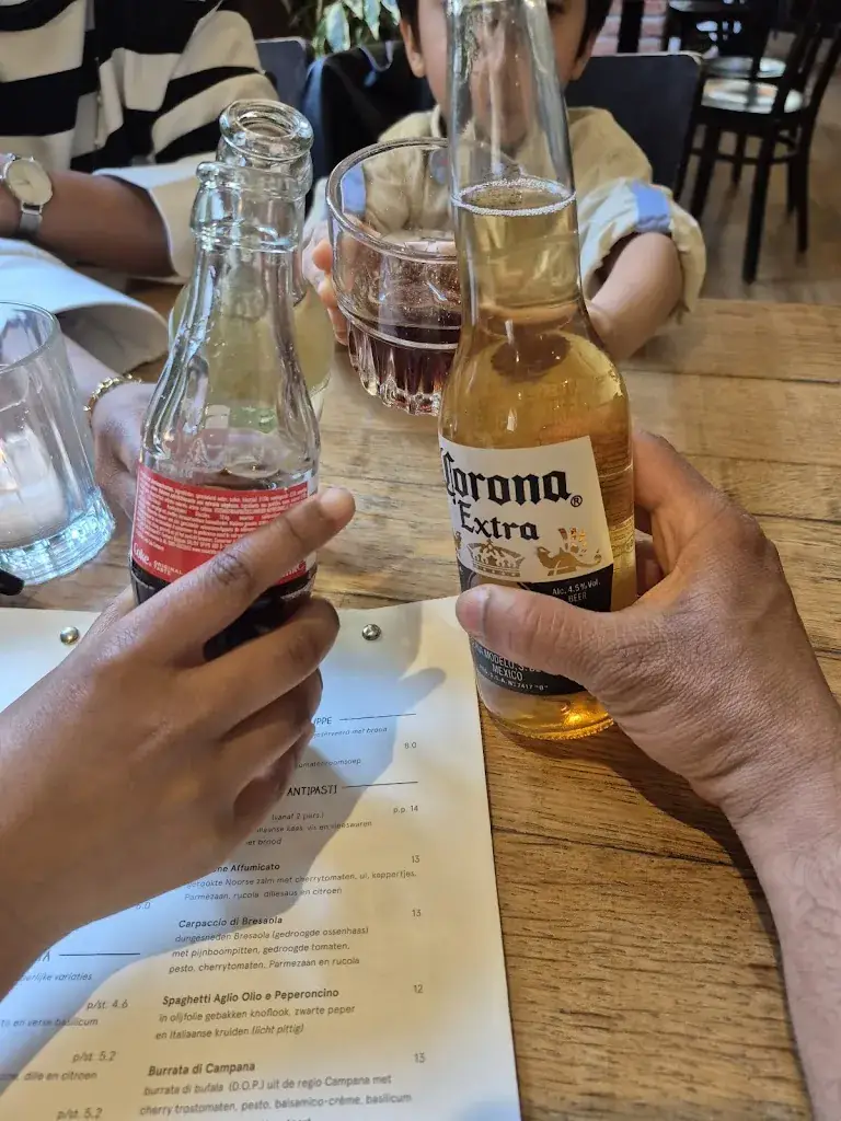 Kabilan Ganesan_Trattoria Panini_Lisse_review