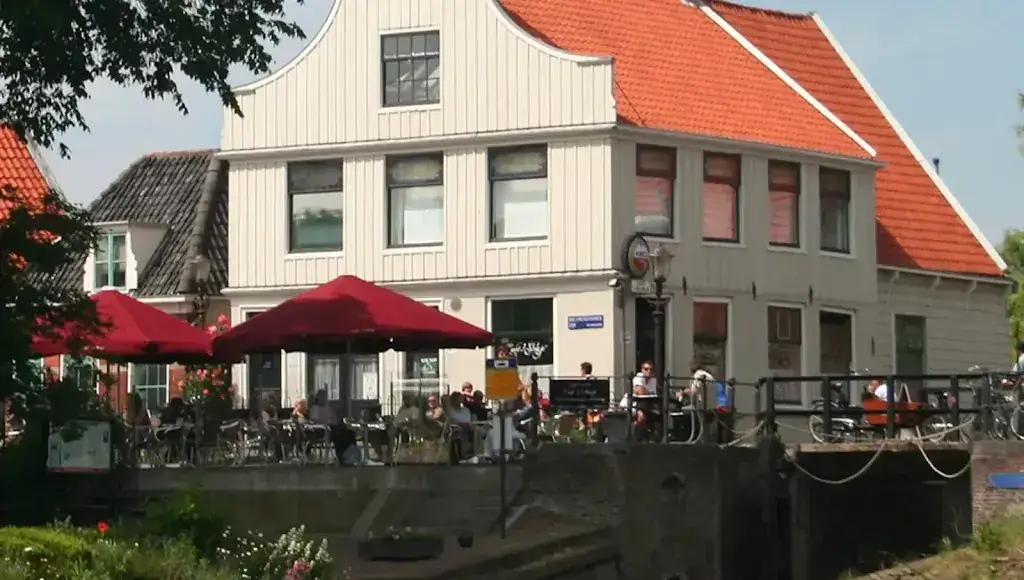 Charlotte Simmons_Café ‘t Sluisje_Amsterdam_recensione