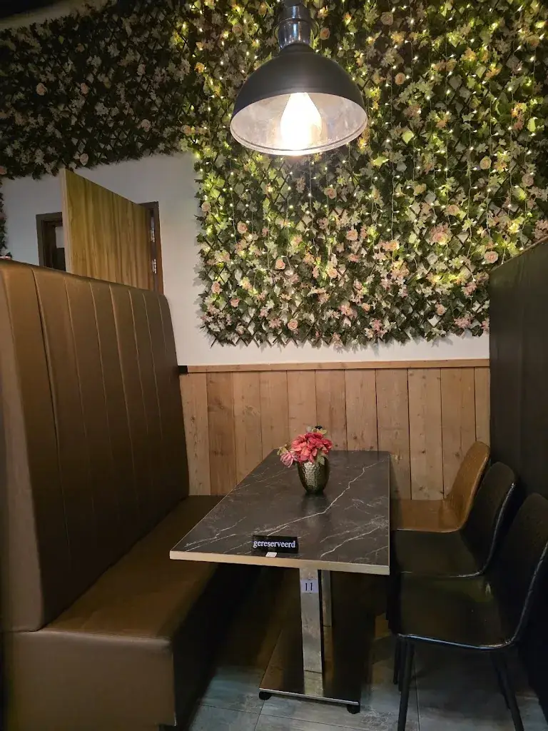 Nawras Ali_halal Restaurant Arabya Eethuis halal Restaurant Amsterdam_Amsterdam_reseña