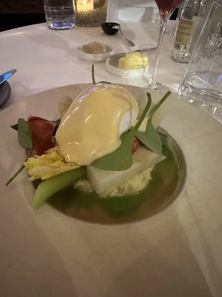 Claudia Raphaela Lima_De Heeren van Harinxma_Beetsterzwaag_review